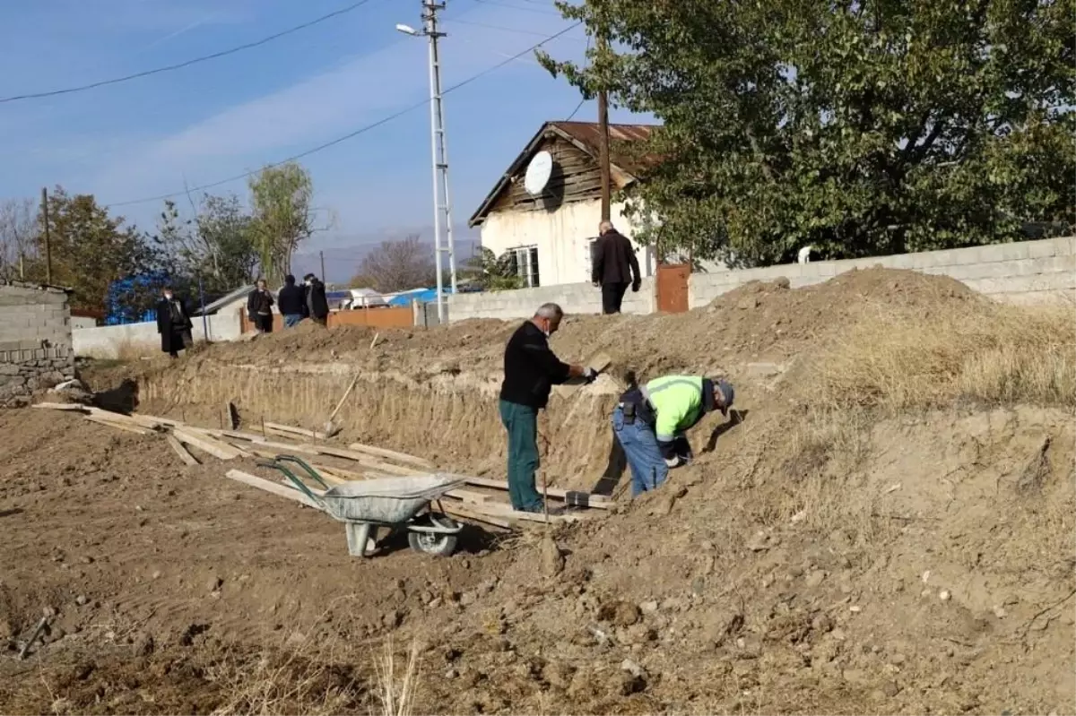 Ulalar yerleşkesinde yol bakım onarım çalışması