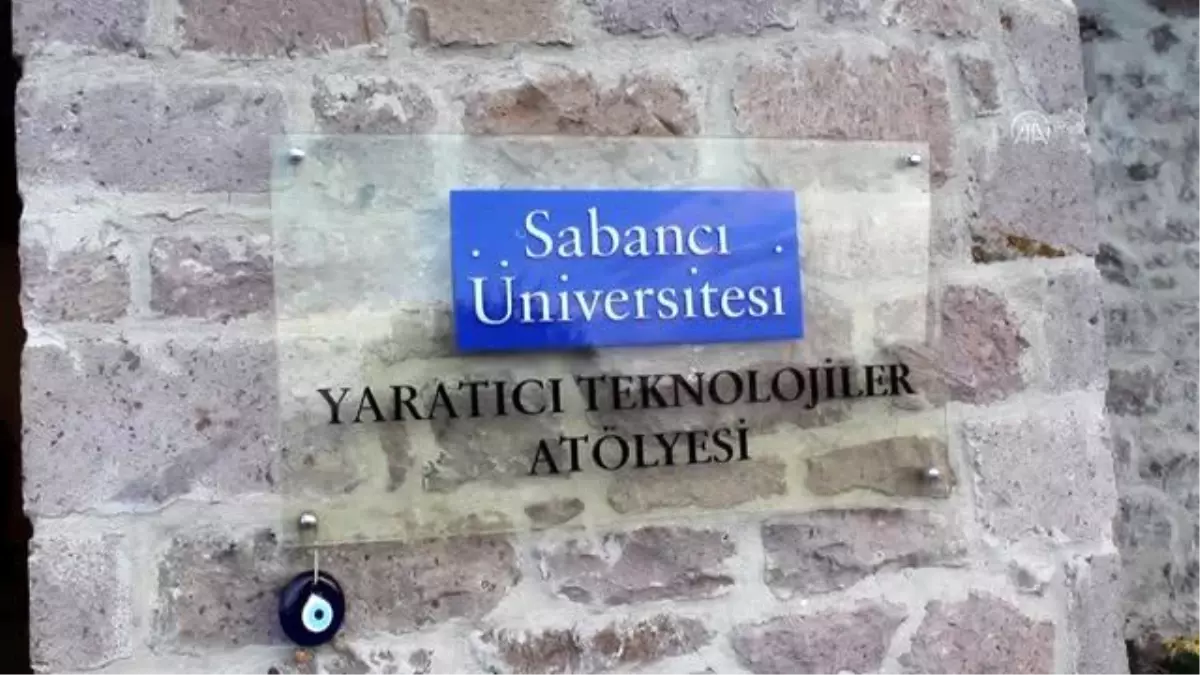 BALIKESİR - Sabancı Üniversitesi\'nden Ayvalıklı öğrencilere bilgisayar desteği