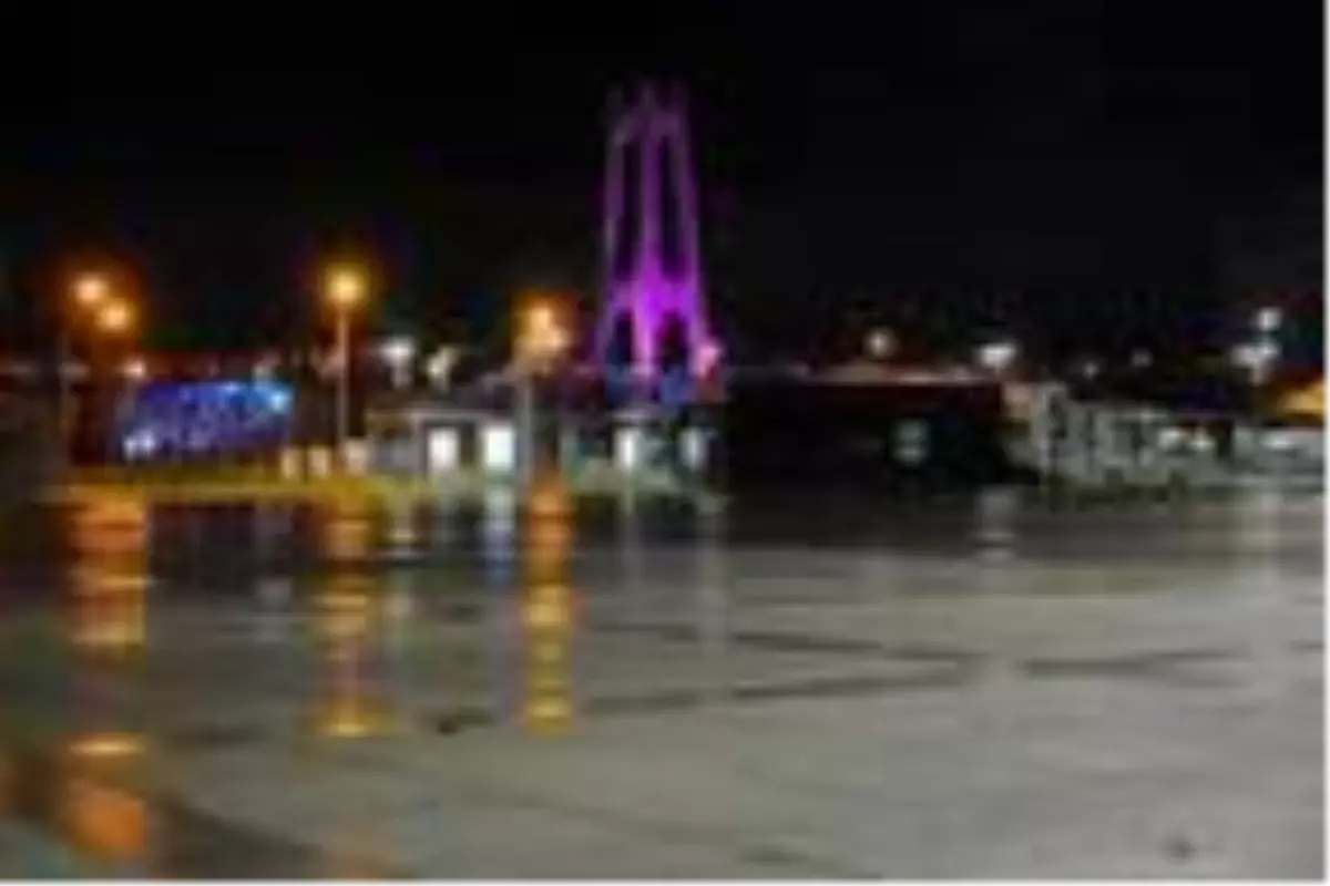 Kısıtlama kararı uygulanmaya başladı, cadde ve sokaklar boş kaldı