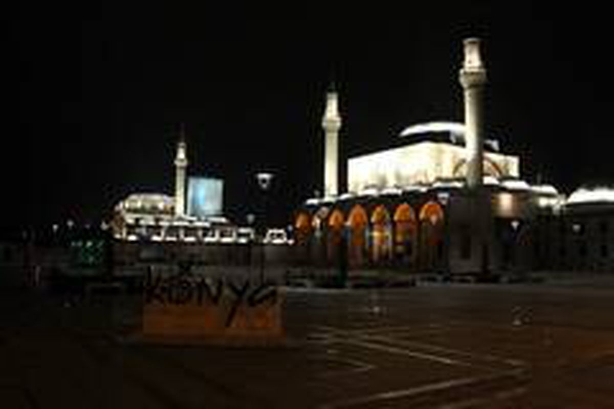 Konya\'da cadde meydanlarda sessizlik