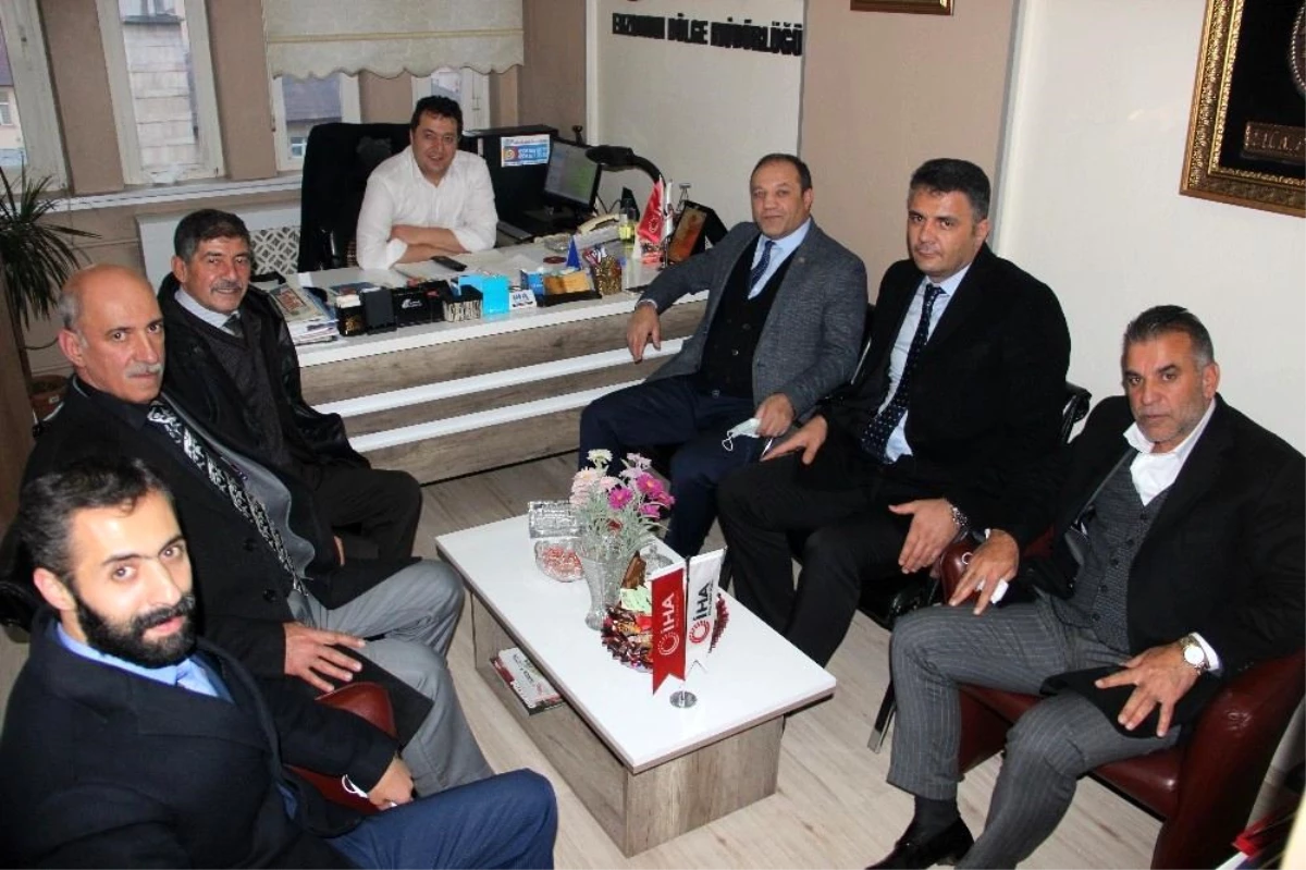 MHP İl Başkanı Naim Karataş ve yönetim kurulu üyelerinden İHA\'ya ziyaret
