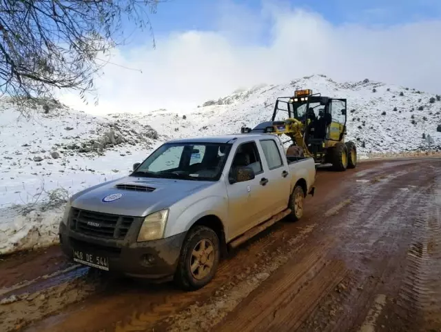 Muğla'da kar ile mücadele başladı