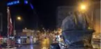 Son dakika haber: Polis kent merkezini bariyerle kapattı