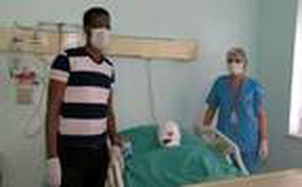 Somalili genç kız Türk doktorlarına emanet