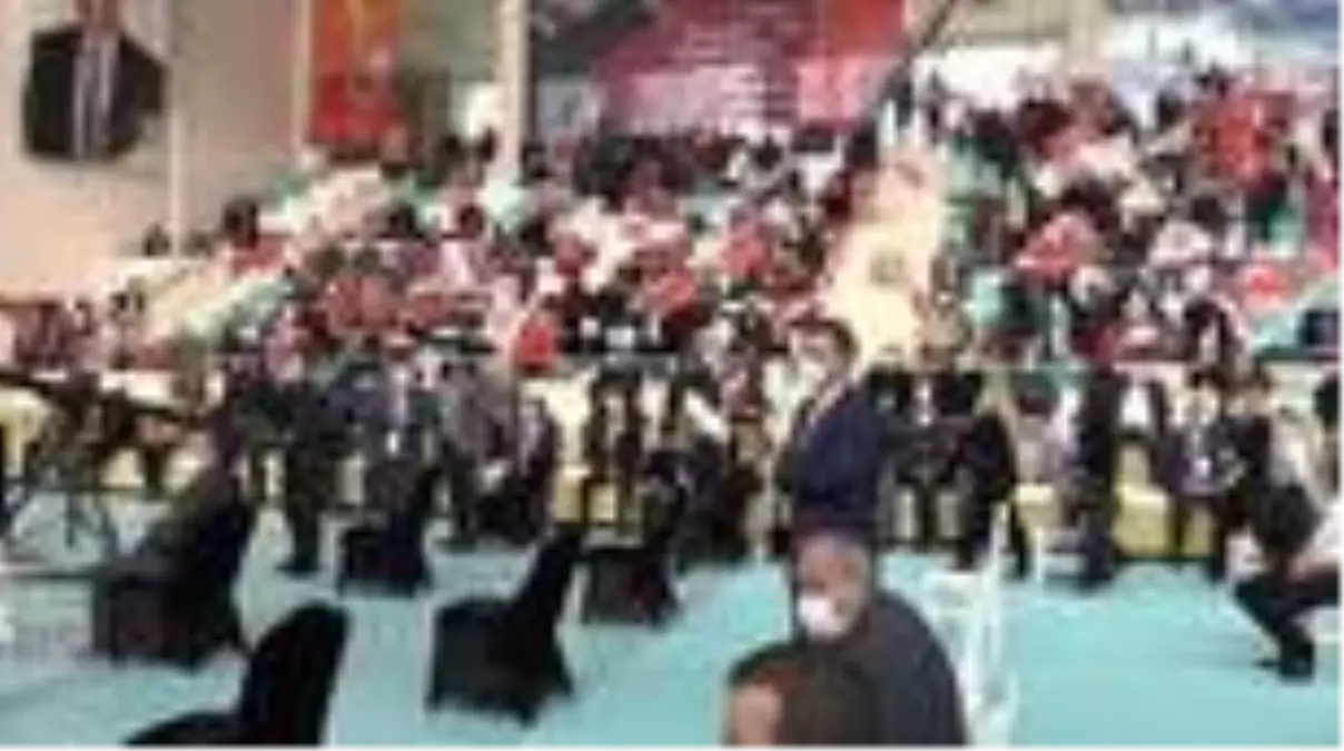 AK Parti Genel Başkan Yardımcısı Kandemir, Sinop İl Kongresi\'nde konuştu