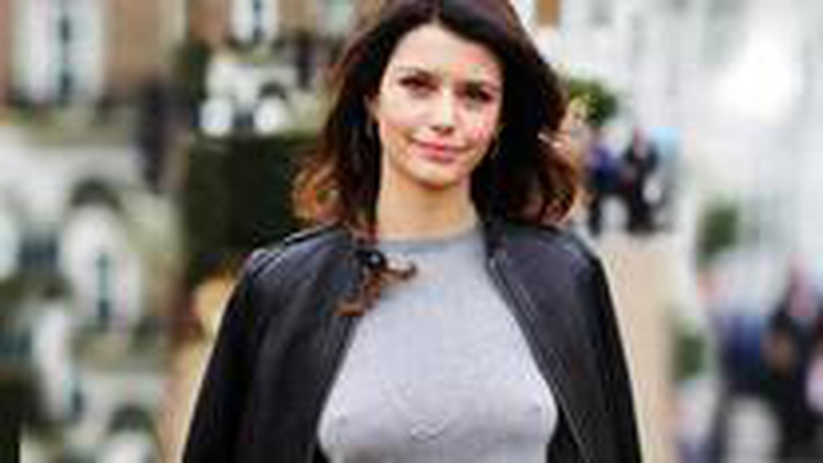 Beren Saat\'in taytı sosyal medyada gündem oldu