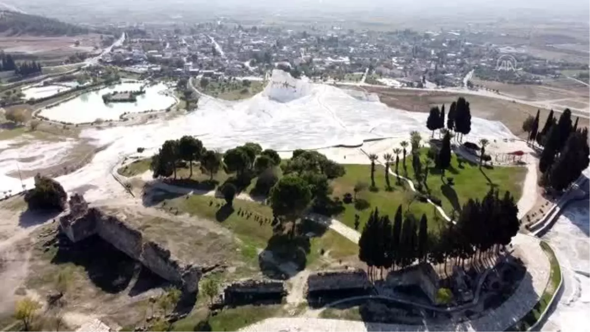 Pamukkale\'ye yoğun ilgi