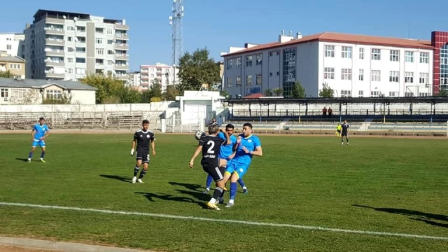 Karaköprü Belediyespor maçtan galip ayrıldı