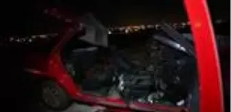 Son Dakika | Otomobil ile kamyon çarpıştı: 2 ölü