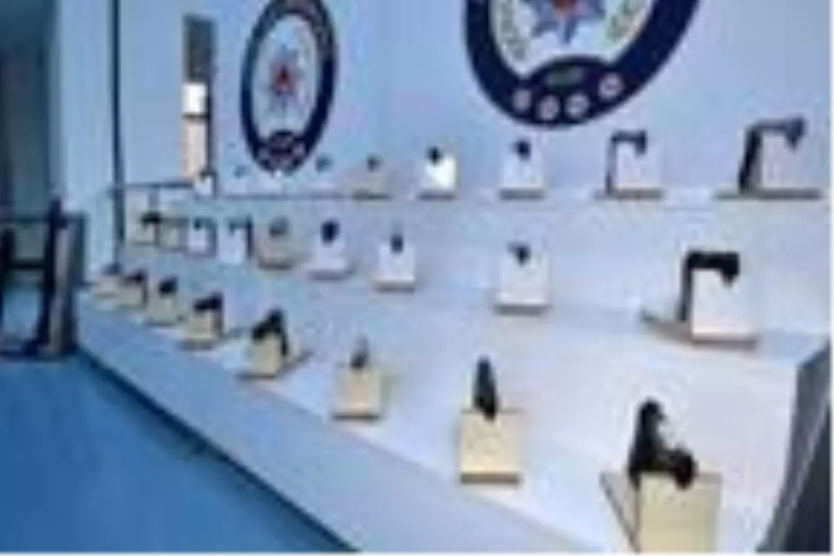 Son dakika haberleri | Adana\'da aranan 224 kişi yakalandı, 47 ruhsatsız silah ele geçirildi