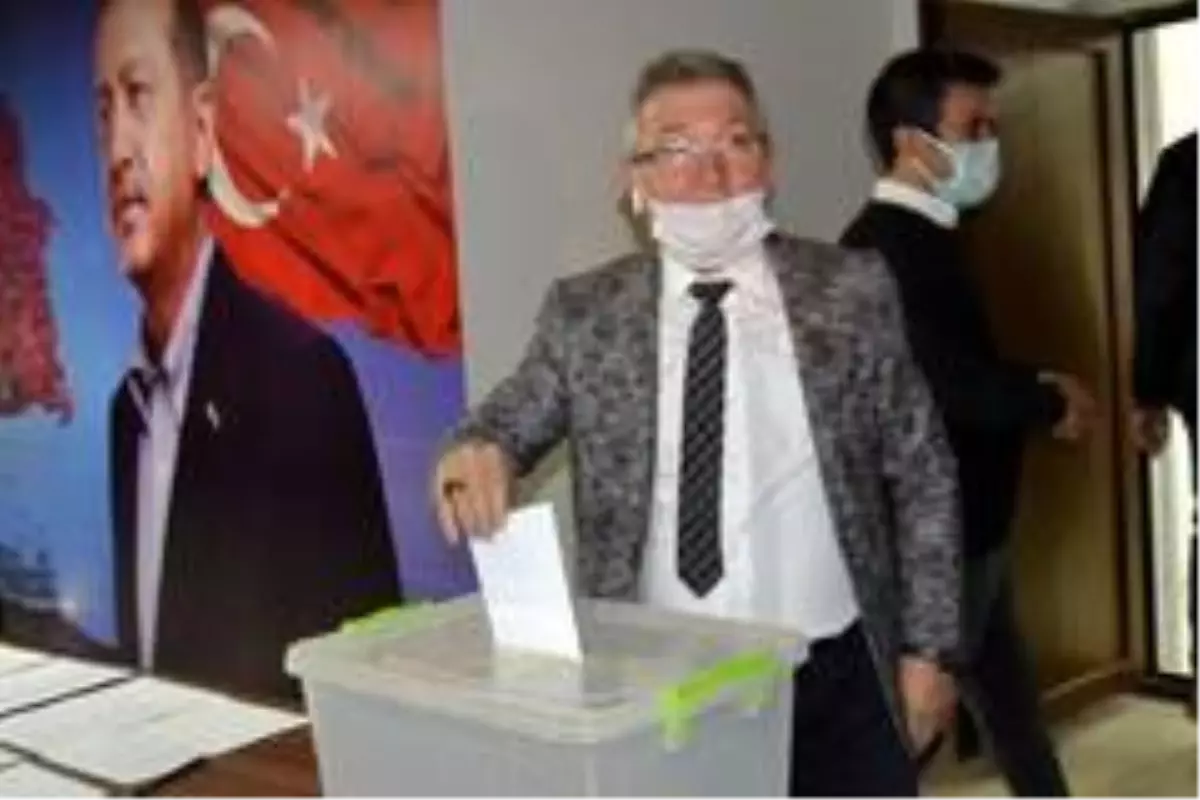 AK Parti Bilecik İl Başkan adayının belirlenmesi için temayül yoklaması başladı