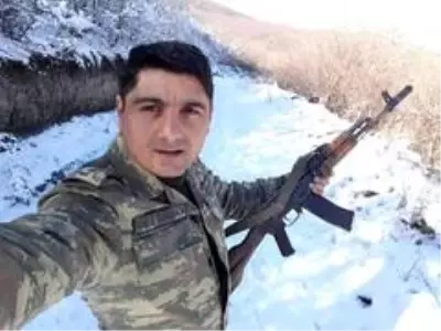 Azerbaycan şehidinin kabrinde Galatasaray bayrağı dalgalanıyor