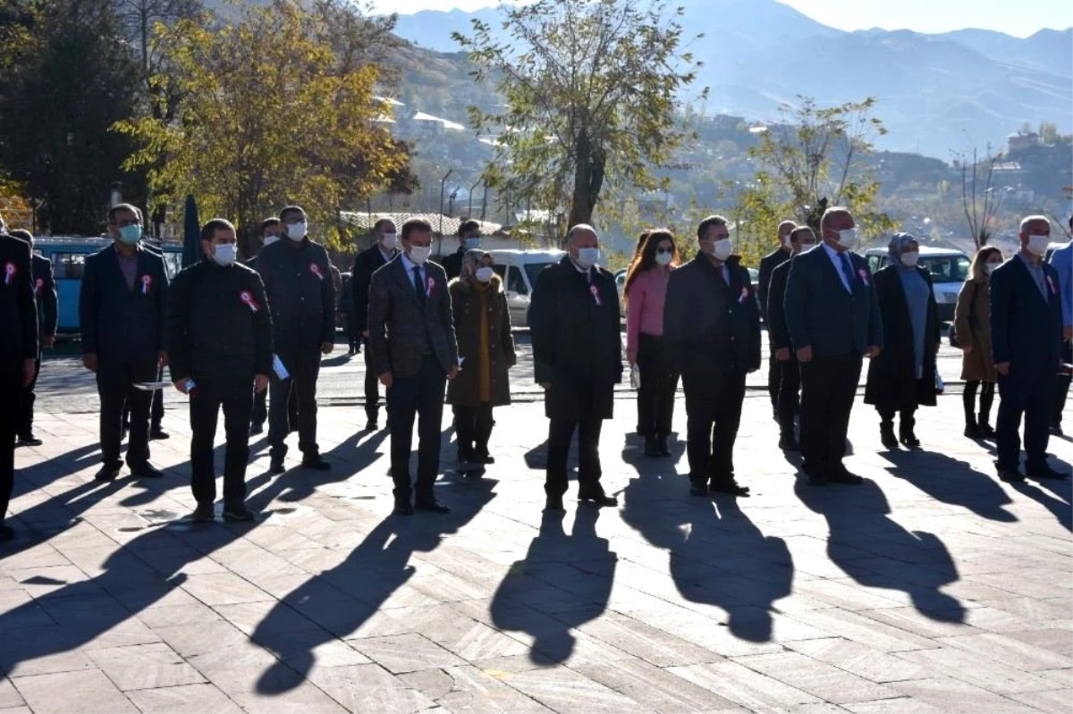 Bitlis\'te 24 Kasım Öğretmenler Günü