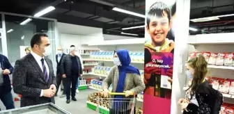 İhtiyaç sahipleri için sosyal market; gelinlik de var