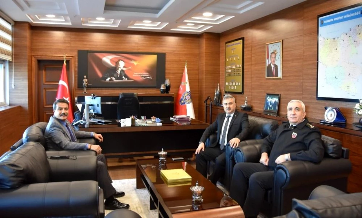 Trabzon\'dan Giresun Emniyet Müdürlüğü\'ne nezaket ziyareti