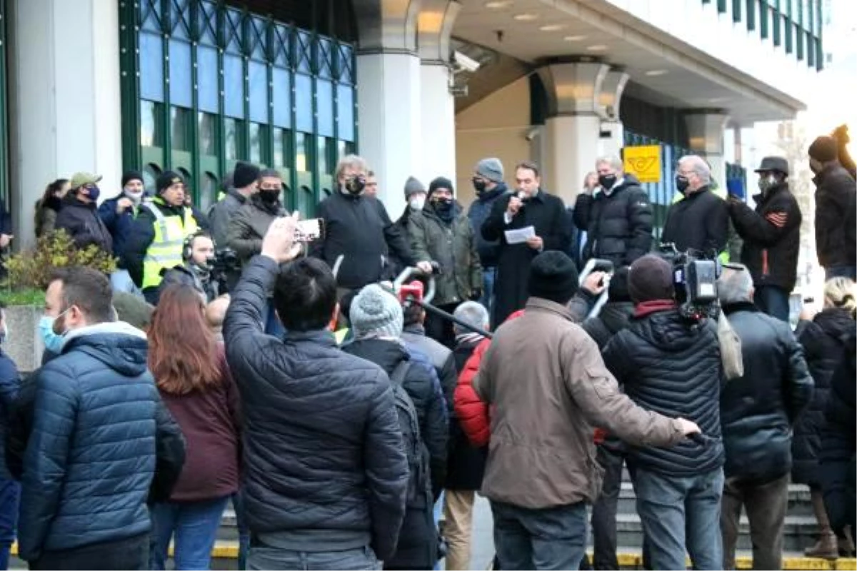 Son dakika haberi... Avusturya\'da taksicilerden hükümet karşısı protesto