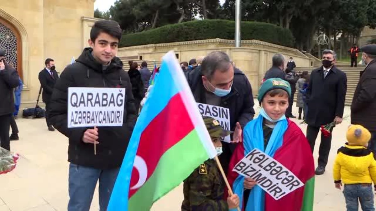 Azerbaycanlılar, Kelbecer\'in işgalden kurtuluşunu kutluyor