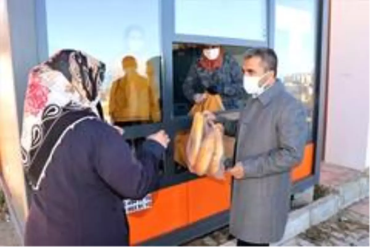 Başkan Say, halk ekmek satışını yerinde inceledi