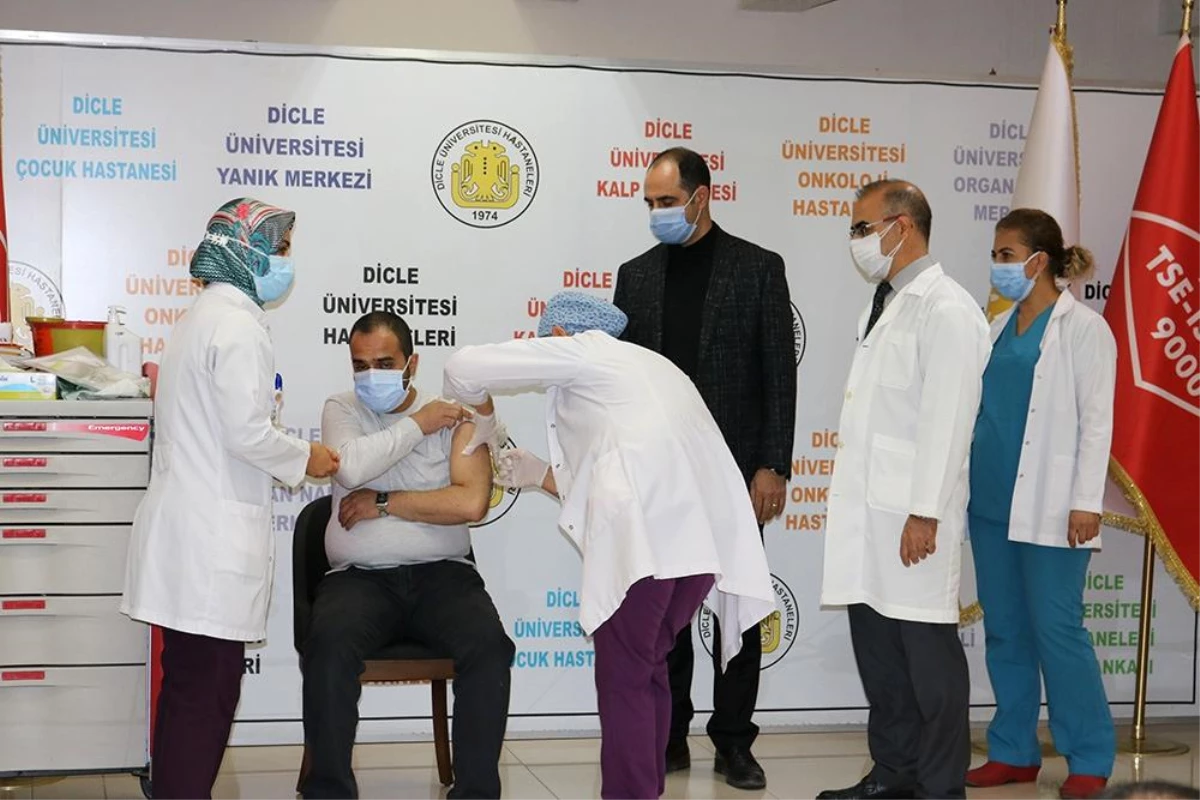 Çin\'in korona virüs aşısı Diyarbakır\'da iki gönüllü üzerinde yapıldı