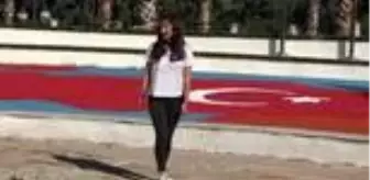 Erdemli'de sokak tiyatrosuyla kadına şiddete dikkat çektiler