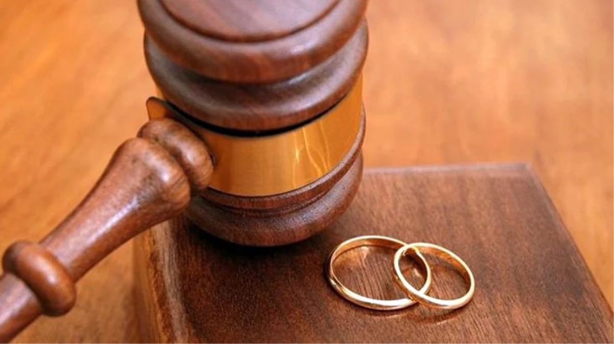 Yargıtay, boşanma davasında hakaret içerikli savunma için istenen tazminat talebini reddetti
