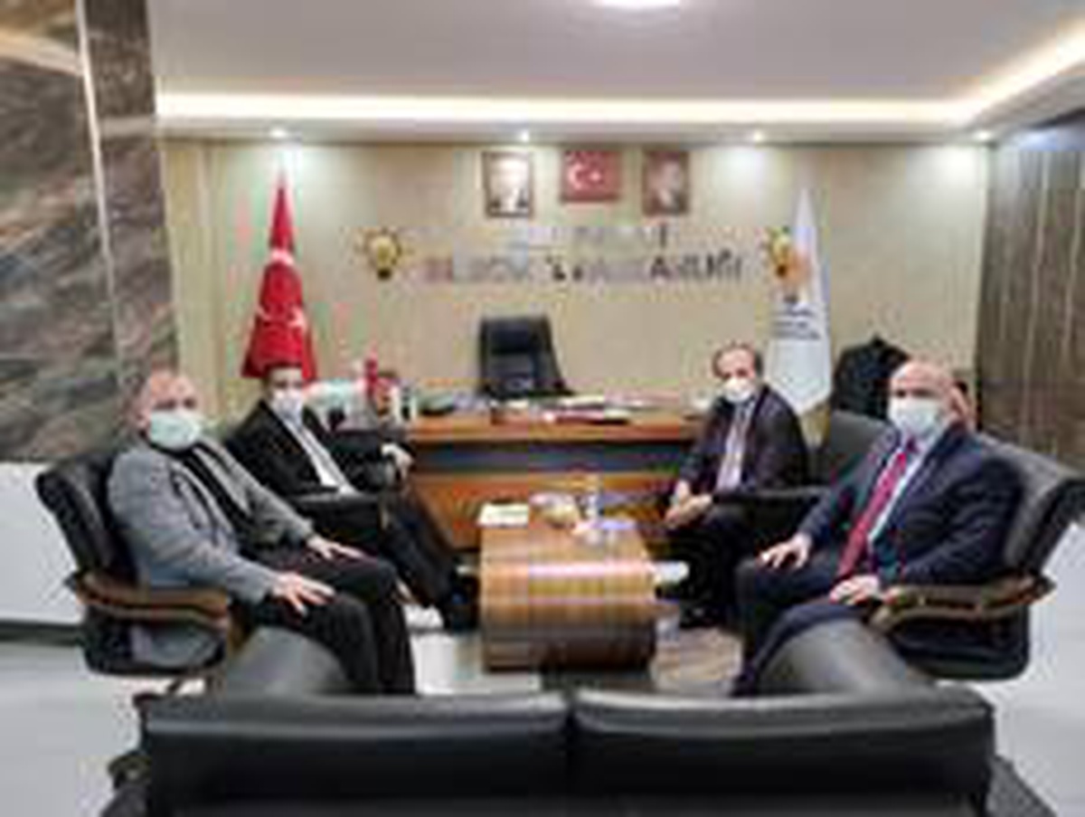 AK Parti MKYK üyesi Coşkun\'dan İl Başkanı Karabıyık\'a ziyaret
