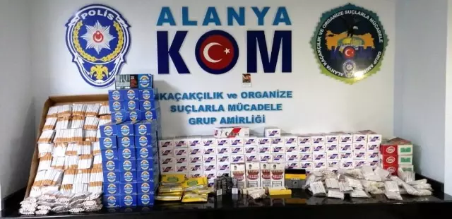 Alanya'da kaçak tütün operasyonu