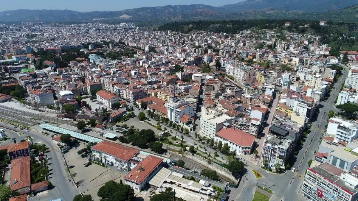 Aydın Mimarlar Odası Başkanı Kazıcı; "Aydın\'da sağlıksız yapılar oldukça fazla"