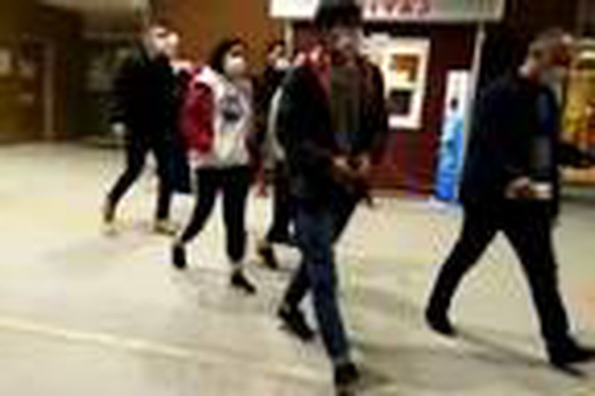 Son dakika haberleri | Kendilerini polis olarak tanıtıp, Suriyelilerin para ve altınlarını alan 6 kişi yakalandı
