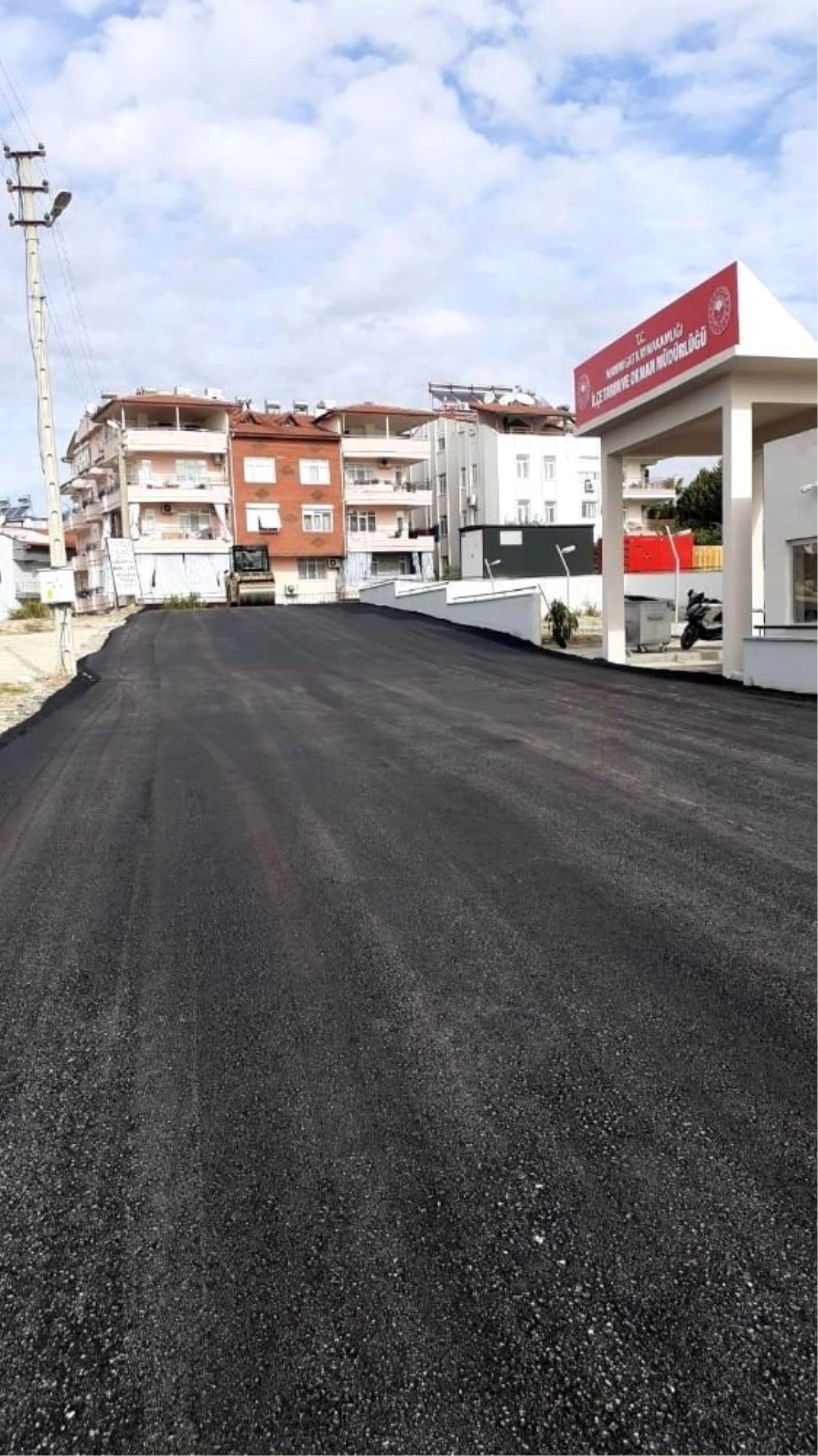 Manavgat Belediyesi\'nden Mimar Sinan ve Kavaklı\'ya sıcak asfalt