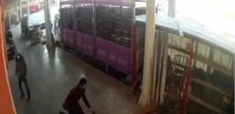 Son dakika haber | Sakarya'da silahlı saldırgan sebze halindeki şahsı böyle yaraladı