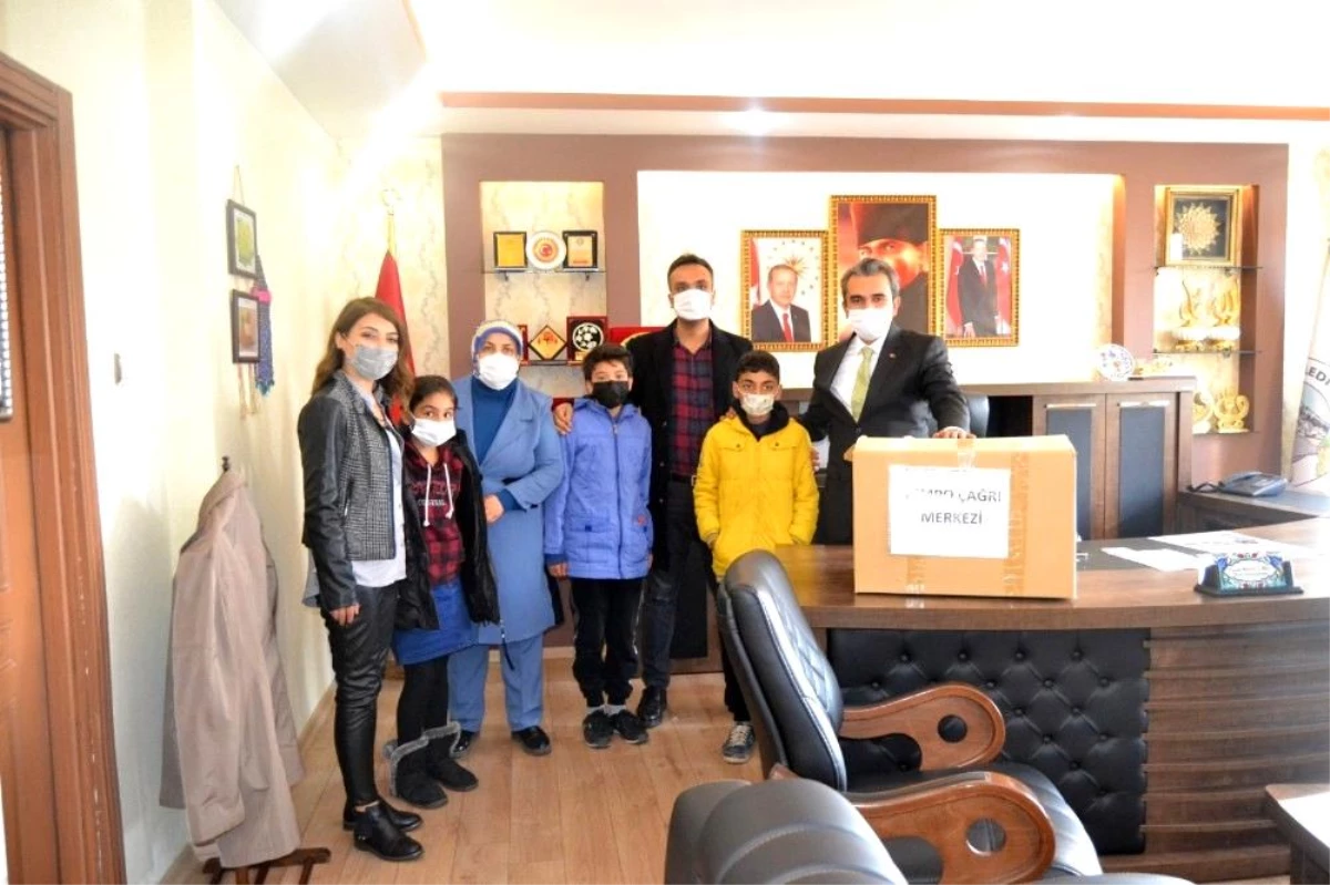 Besni Belediyesi\'nden öğrencilere bilgisayar desteği