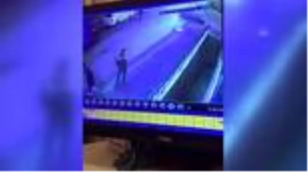 Maltepe\'de yolda yürürken bir kişinin saldırısına uğrayan kadın yaralandı