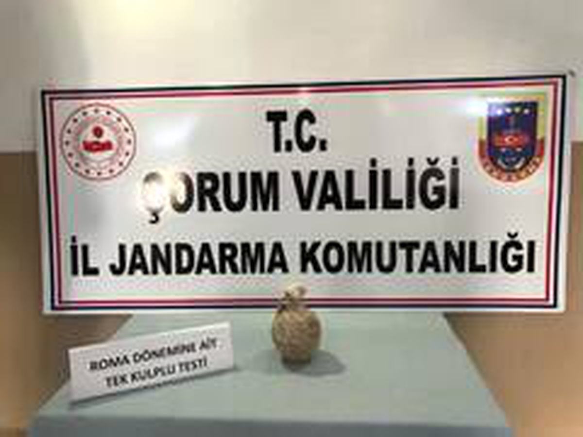 Tarihi eser kaçakçısı müşteri kılığındaki jandarmaya yakalandı