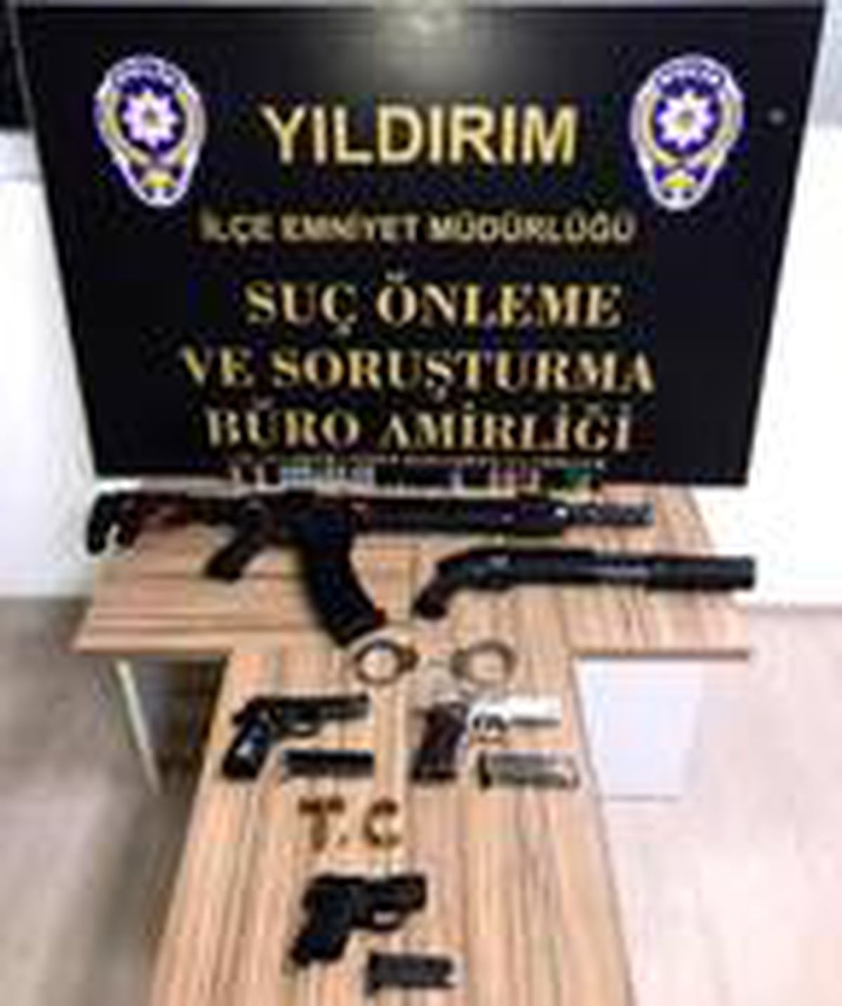 Son dakika! Bursa\'daki operasyonda 2\'si firari 8 kişi yakalandı