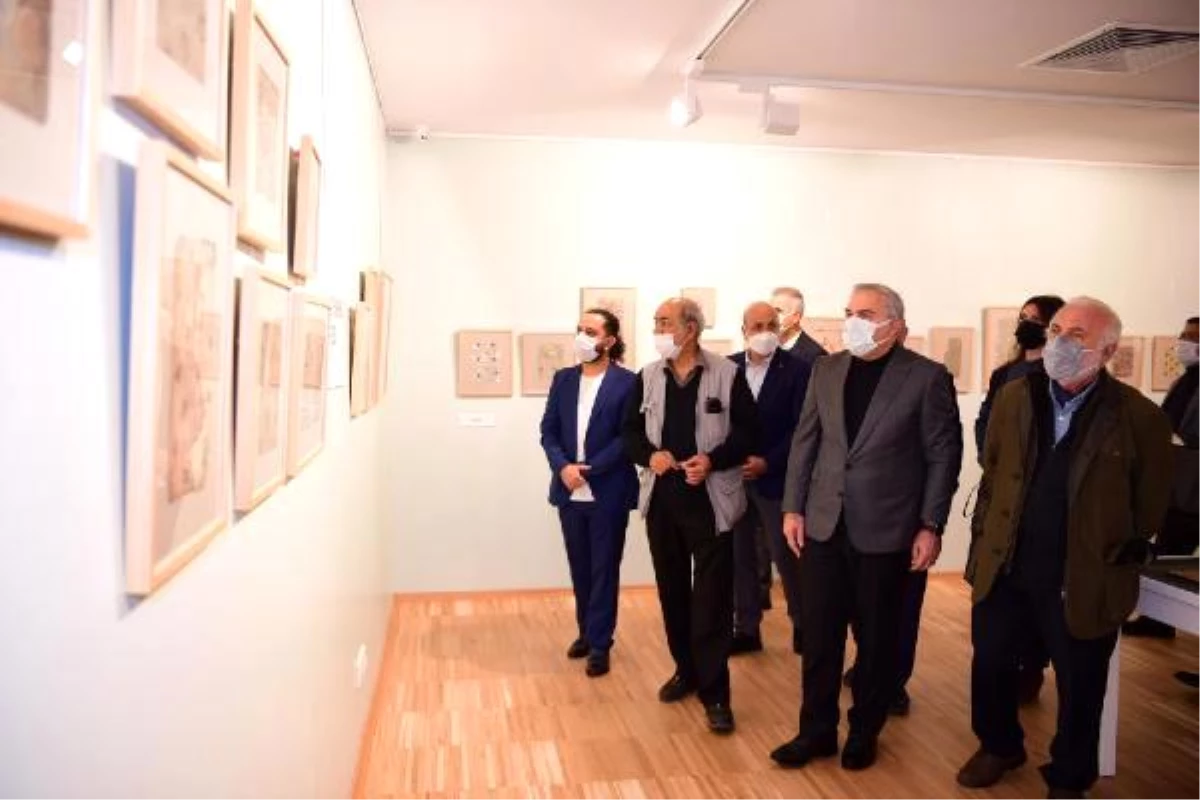 Kadırga Sanat Galerileri \'Ebru Sanatının Son 500 Yılı\' sergisiyle açıldı