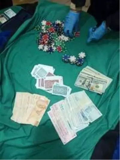 Son dakika haber! Evlerini kumarhaneye çevirdiler Son dakika haber! Evlerini kumarhaneye çevirdiler