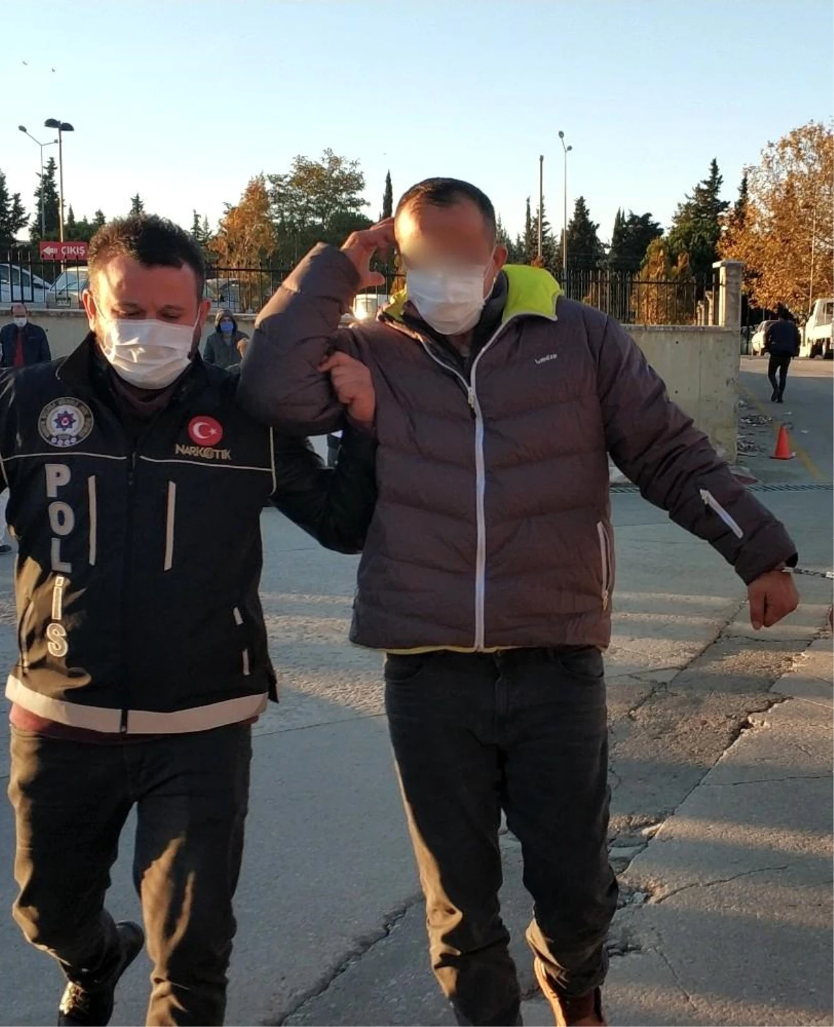 İstanbul\'dan uyuşturucu getirirken yakalanan şahıs tutuklandı