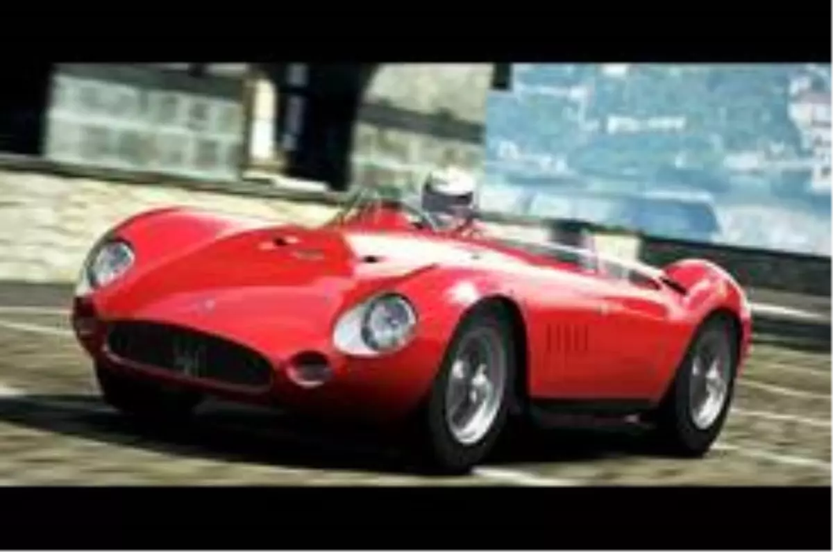 Maserati Tipo 300S\'nin Venezuela GP zaferini kutluyor