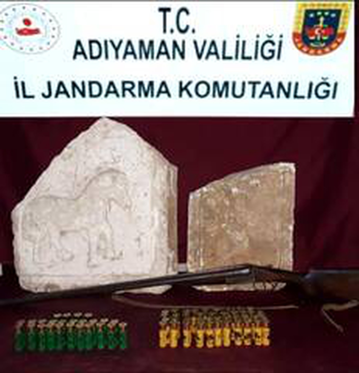 Tarihi eseri satmak isterken yakalandı
