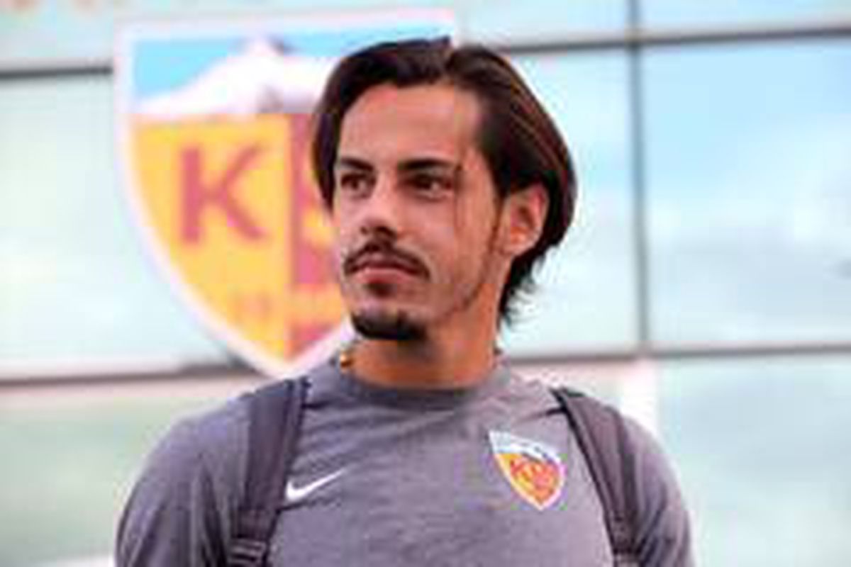 Yasir 1 ay oynayamayacak