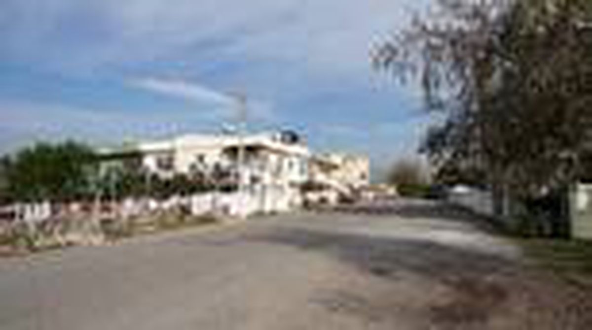 Son dakika haber! BALIKESİR - Edremit ilçesinde bazı binalar karantinaya alındı