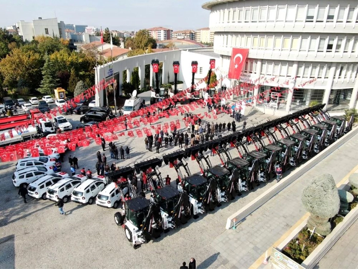 Malatya Büyükşehir\'e 29 araç ve iş makinası takviyesi