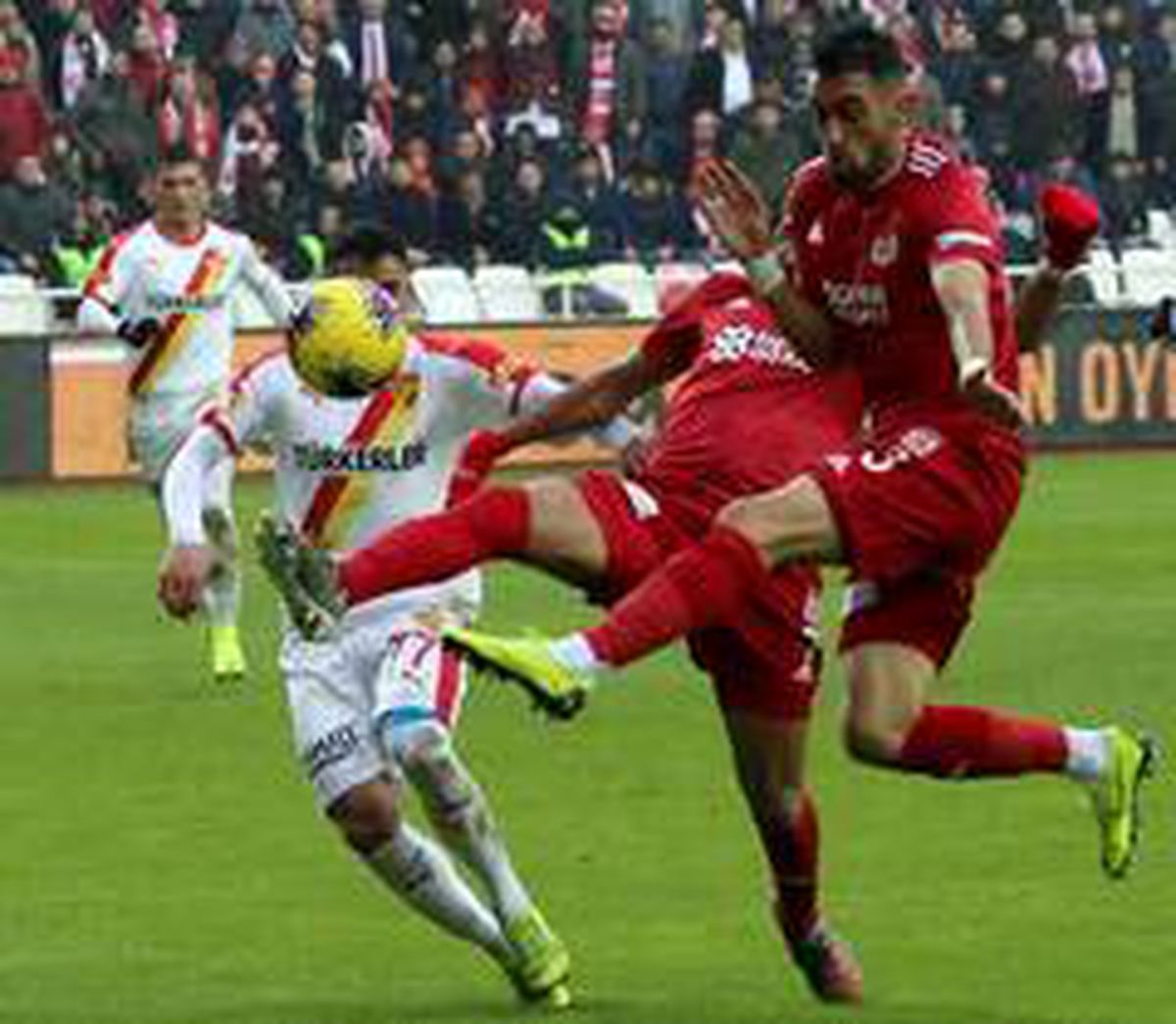 Sivasspor ile Göztepe 15. randevuda