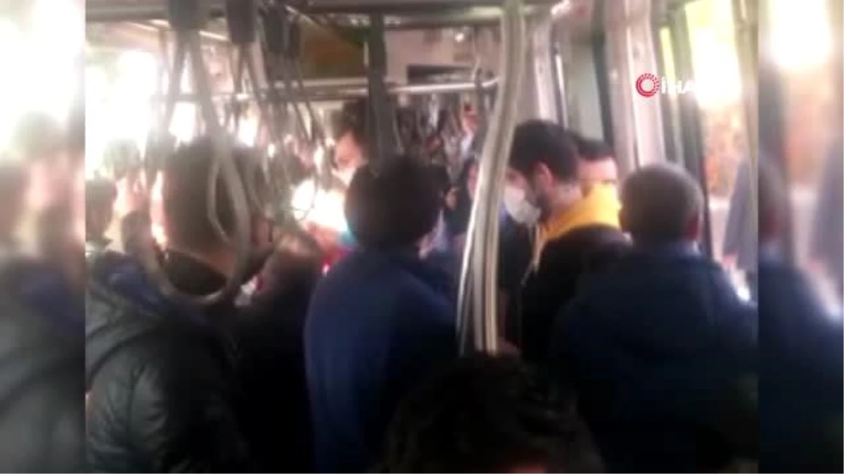 Tramvayda sosyal mesafesiz yolcu yoğunluğu kamerada