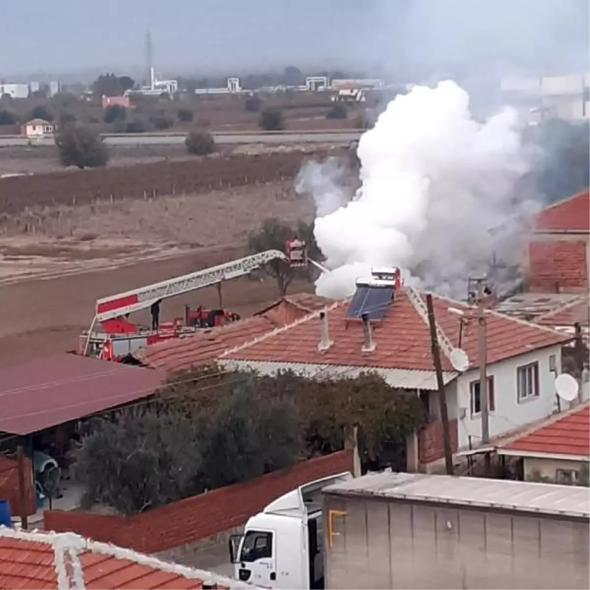 Yalnız yaşayan yaşlı kadın, evinde çıkan yangında öldü