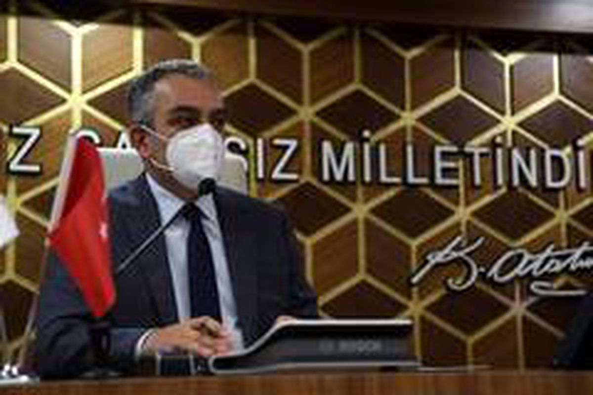 Esen: "Başkan Böcek\'in görüntüleriyle haftaya başlamak bizi mutlu etti"