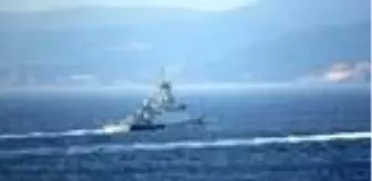 Rus savaş gemisi, Çanakkale Boğazı'ndan geçti