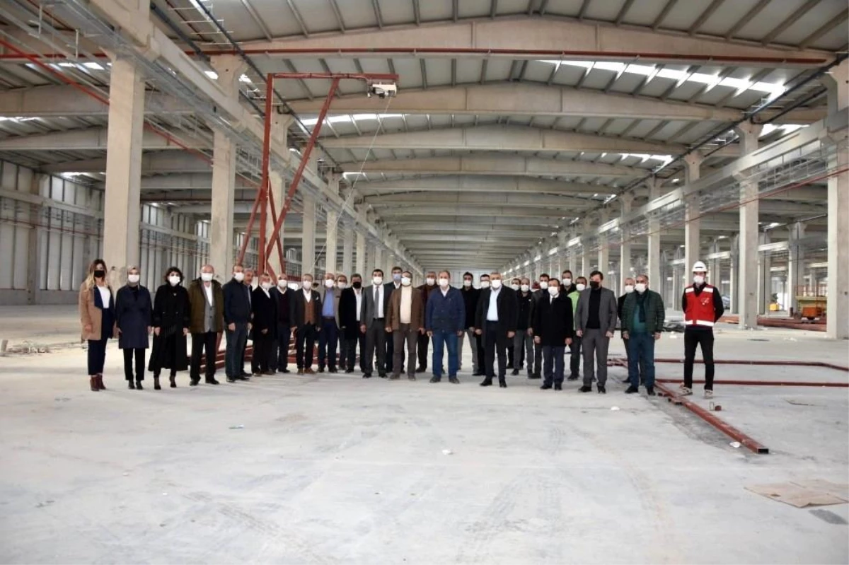 Sadıkoğlu Kızılay\'ın Afet Barınma sistemleri fabrikası inşaatında inceleme yaptı