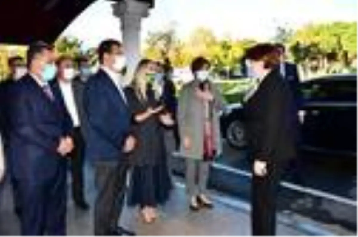 Evlilik Cüzdanlarını Meral Akşener\'in Elinden Aldılar